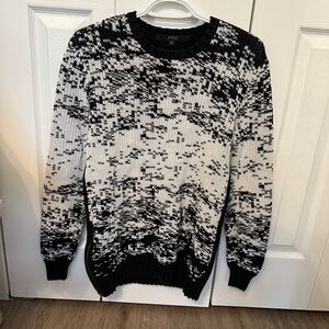 Guess knit sweater